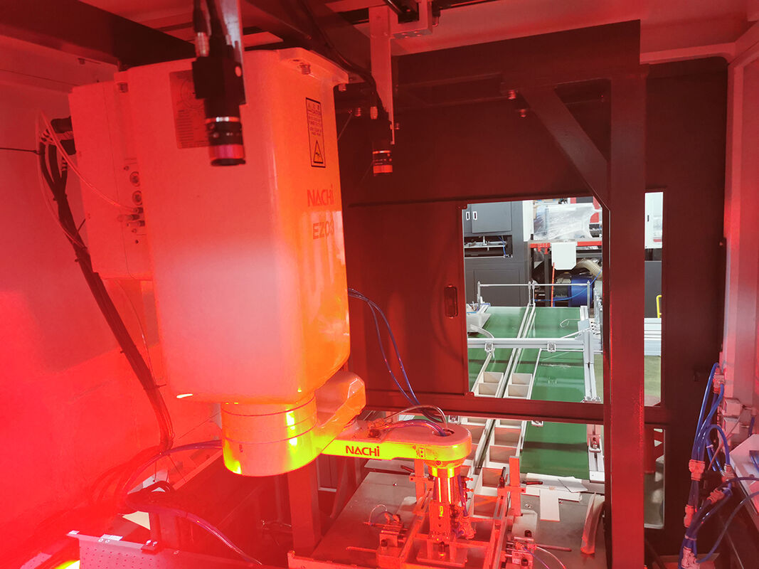 LY-HB1200CN Интеллектуальная высокоскоростная линия по производству жестких коробок 20-30 шт./мин.