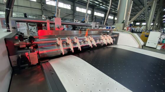 Двойная подача двойной формования жесткая коробка изготовления машины Быстрая скорость высокая точность полный сервоуправление